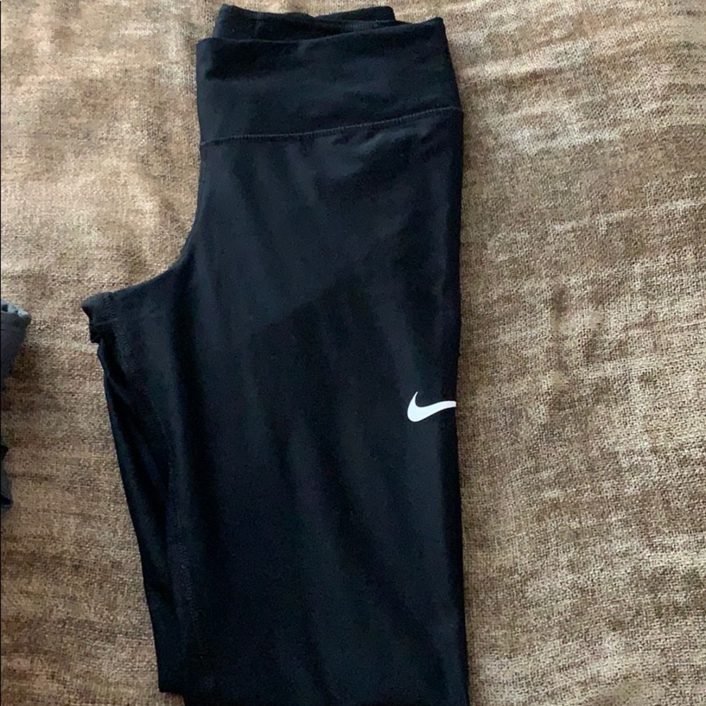 Black Nike Dri-fit leggings
